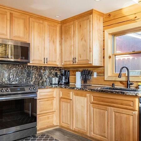 Modern Family Cabin Mins To Lake, Slopes & Hikes Big Bear City Dış mekan fotoğraf