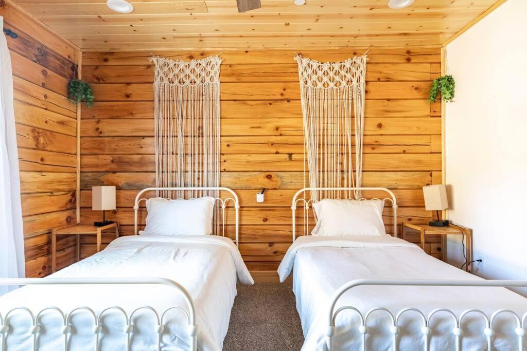 Modern Family Cabin Mins To Lake, Slopes & Hikes Big Bear City Dış mekan fotoğraf